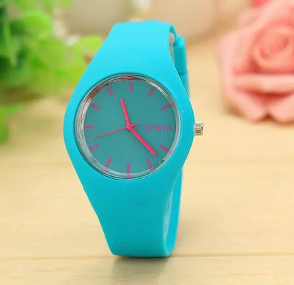 Women Watches Famous Brand Quartz Watch Women Fashion Casual Sports Silicone Wristwatch Hot Kobiet Zegarka