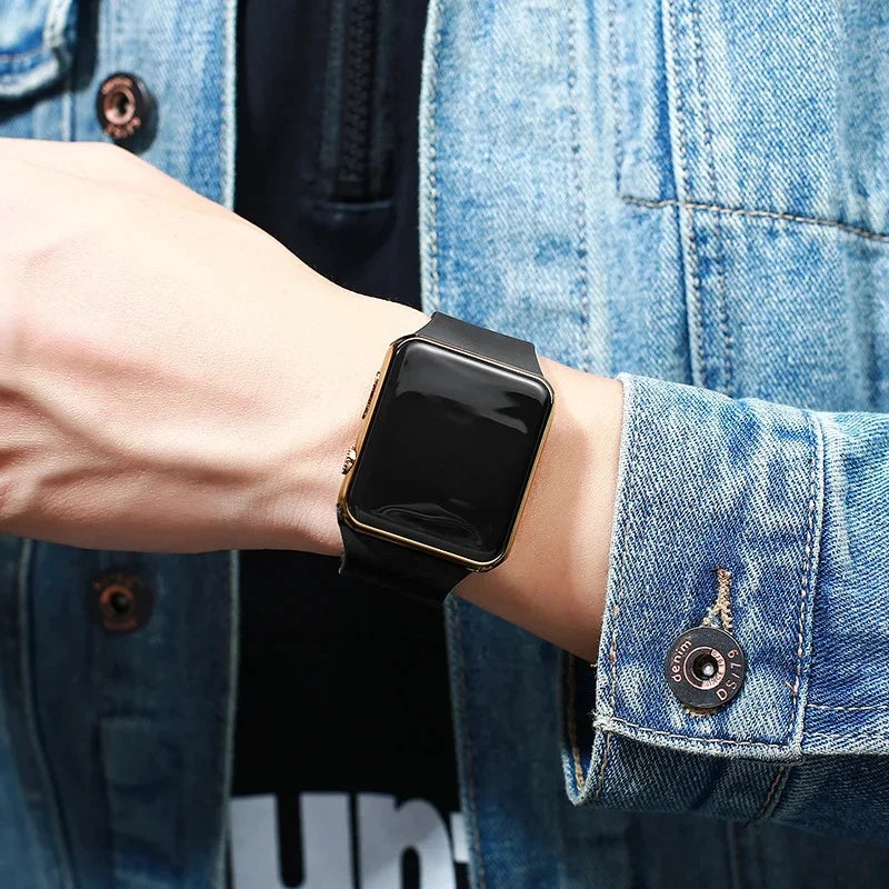 Simple Digital Watch for Men Women Fashion Sport LED Electronic Watch Black Silicone Wristband Casual Mens Watch Reloj Hombre detail view