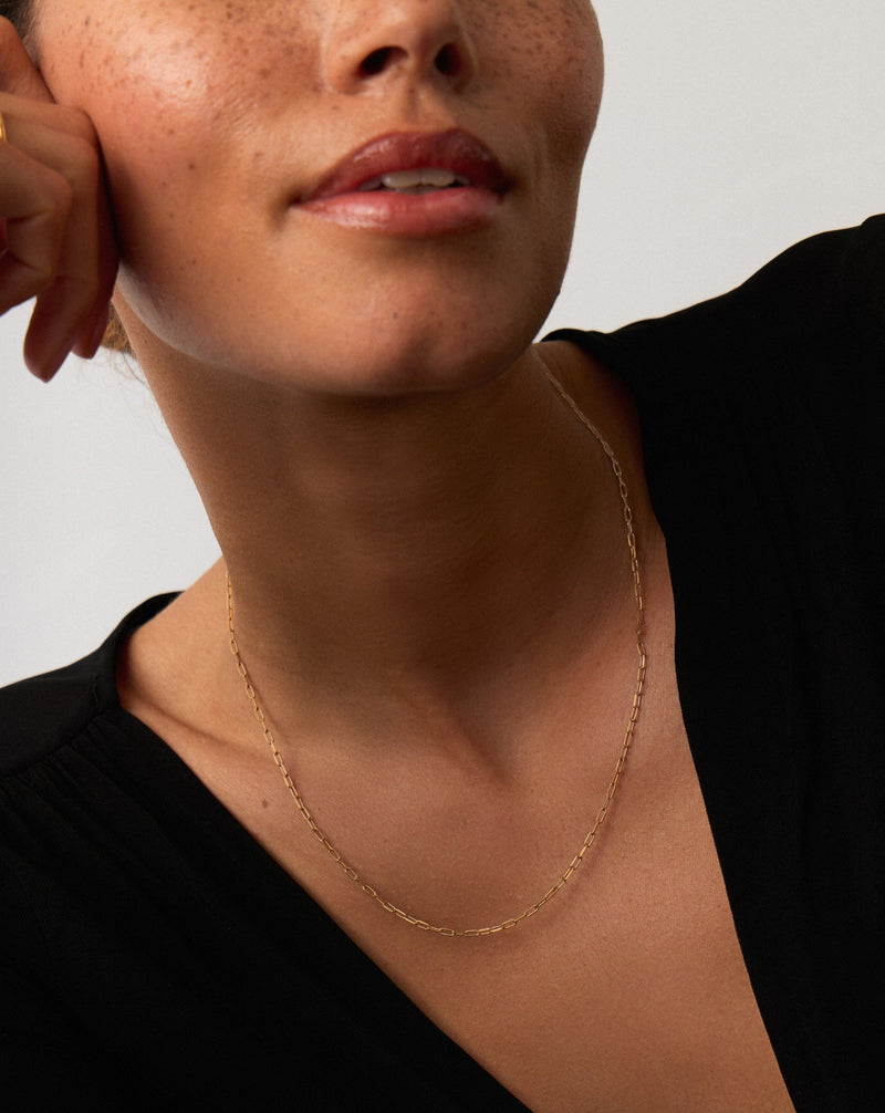 Solid Gold Classic Paperclip Chain Necklace | 14ct Solid Gold detail view